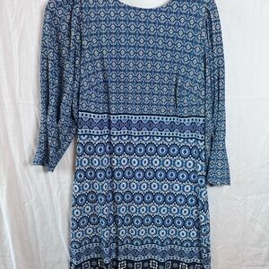 VINCE CAMUTO
Dress With Novelty Sleeves In Blue